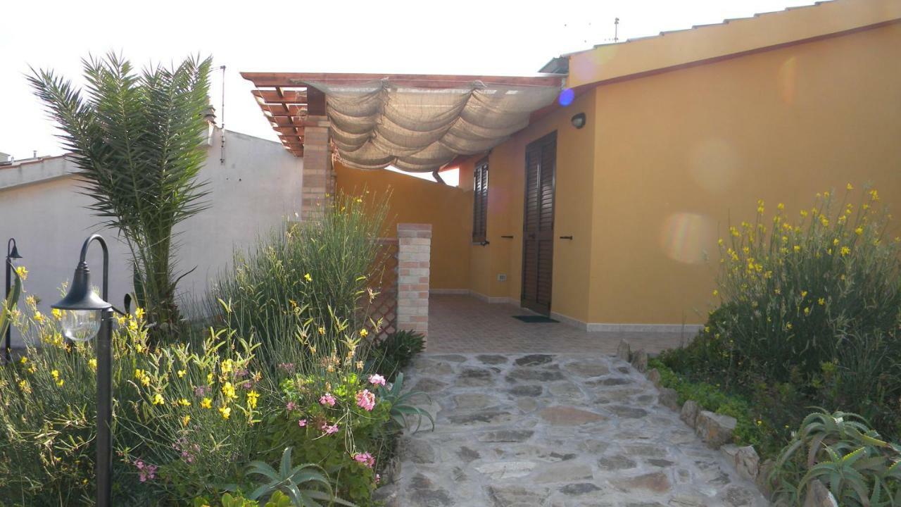 Sant' Antonio di Santadi Villetta Albachiara מראה חיצוני תמונה